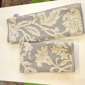 World Market 2 Anthropologie Vibe Hand Towels